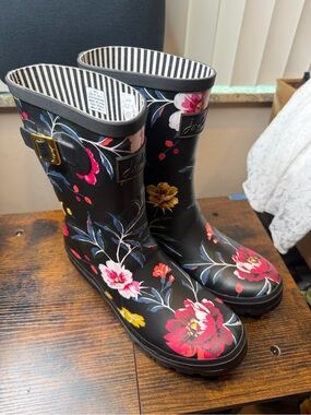 Joules Women's Black Floral Rain Boots - Pink & Yellow Flowers Size 11